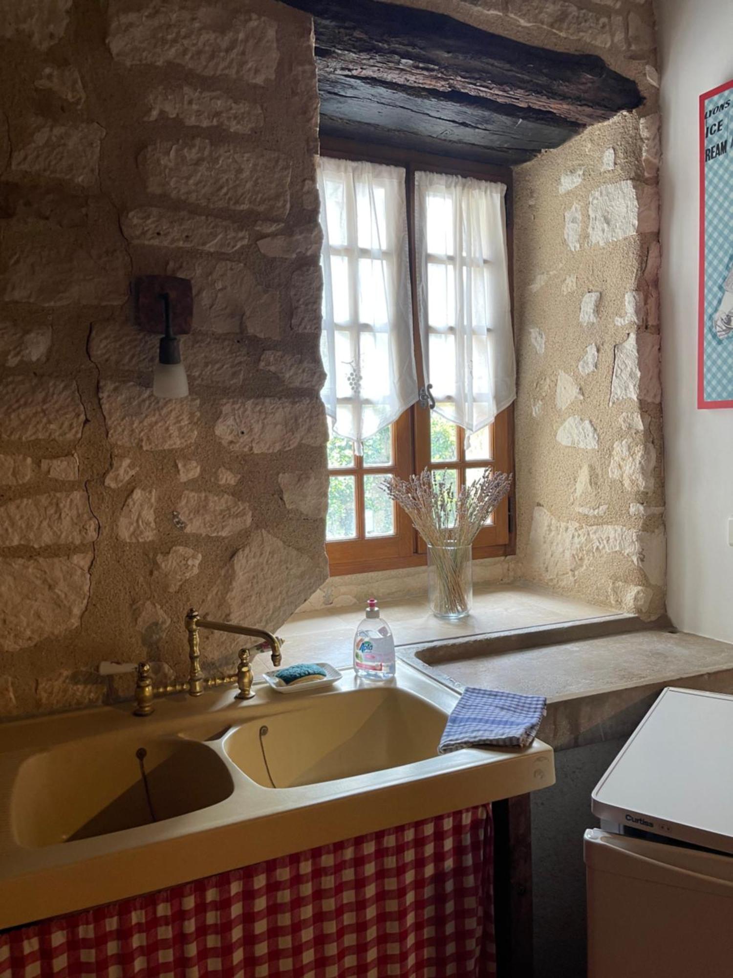 La Maison D'Alienor - Gites De Caractere A Chablis - 89 Exteriér fotografie